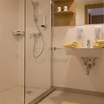Hostel Jugendgastehaus Schaidberg
