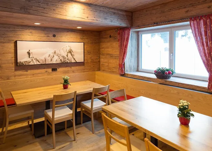 Jugendgastehaus Schaidberg Hostel *